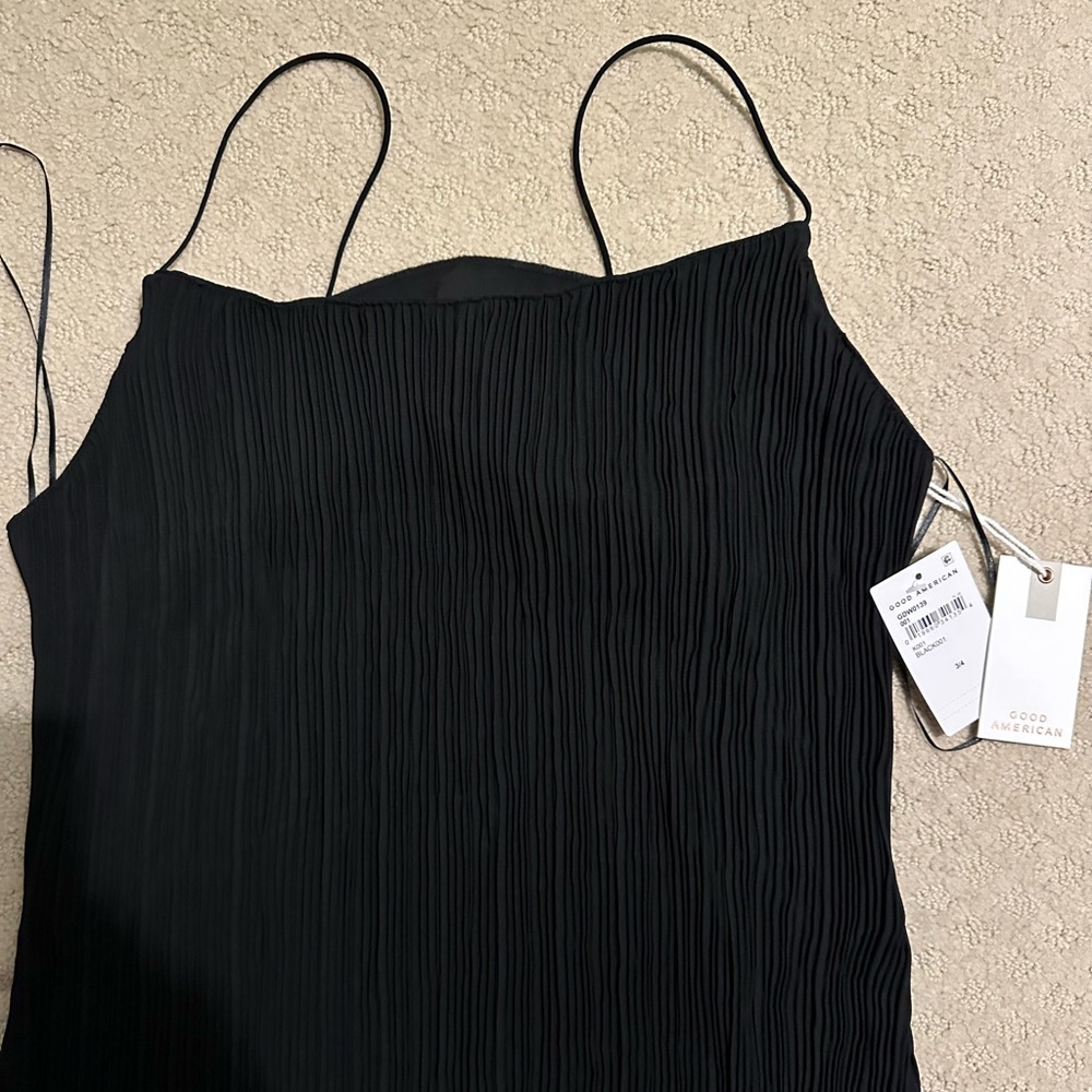 Pleated black Good American midi length dress